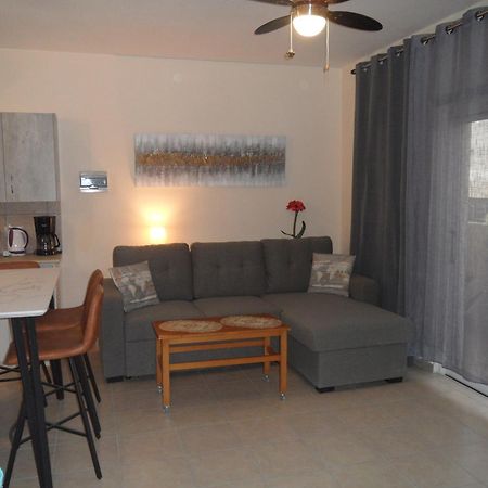 Family And Friends Flat Close To The Sea, Free Internet Ayia Napa Exterior photo